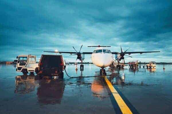 Urgent delivery CZ-UK - Air Charter