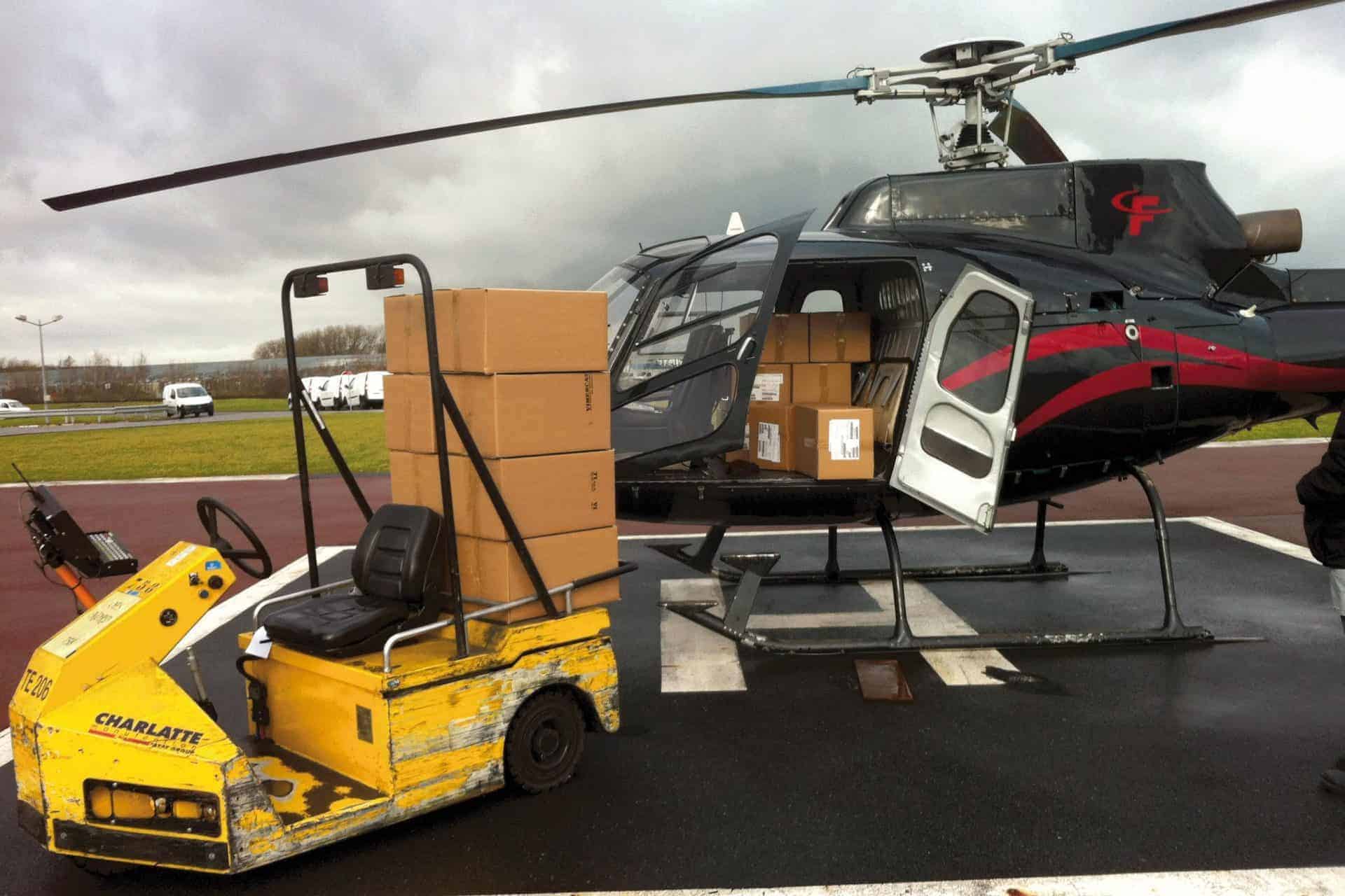 Freight transport by helicopter Charter de helicóptero