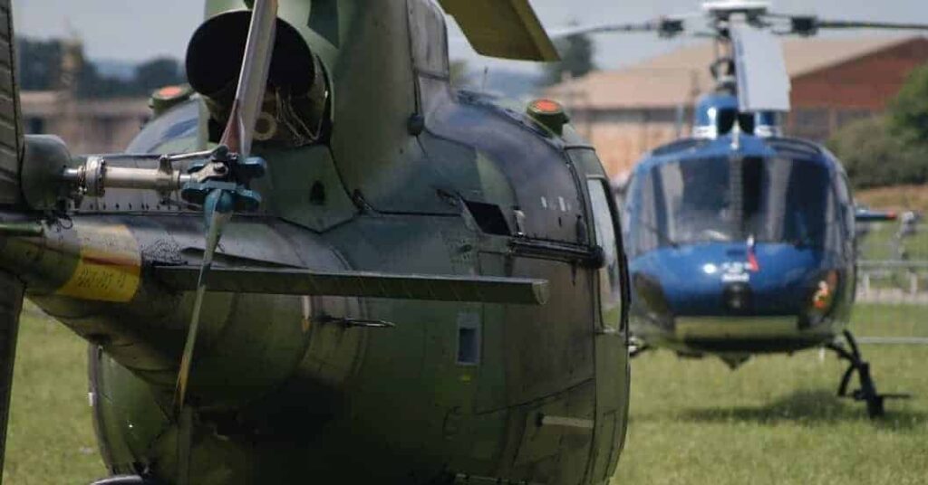 Hélicoptère livraison pièces détachées maintenance