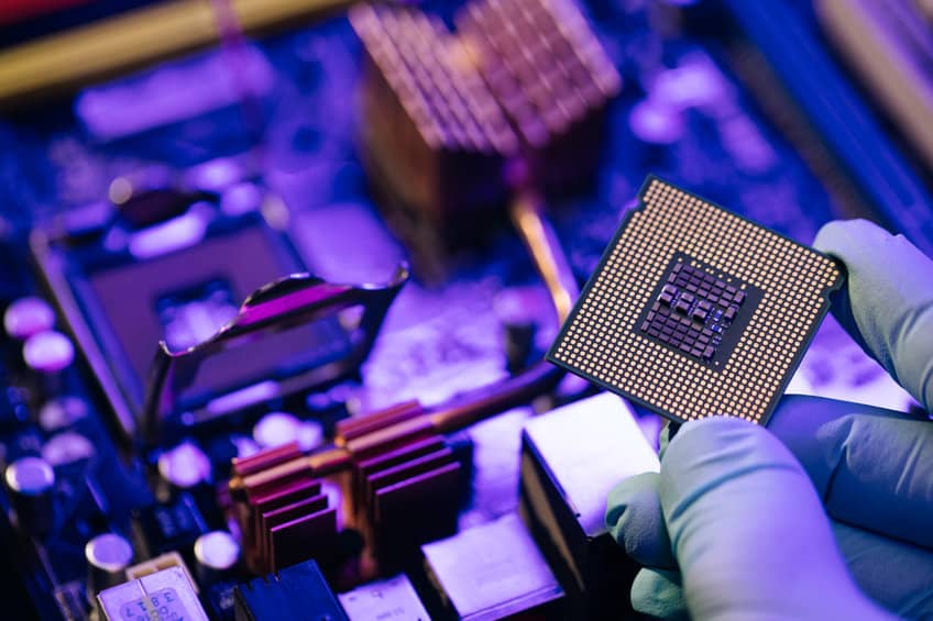Malasia: Carga prioritaria & crisis en los semiconductores